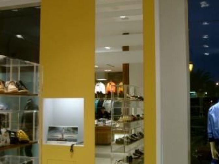 Archisio - Pierfrancesco Arnone - Progetto Ristrutturazione di un negozio di abbigliamento