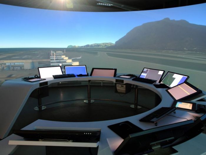 Archisio - Enrico Realacci - Progetto Control tower simulator