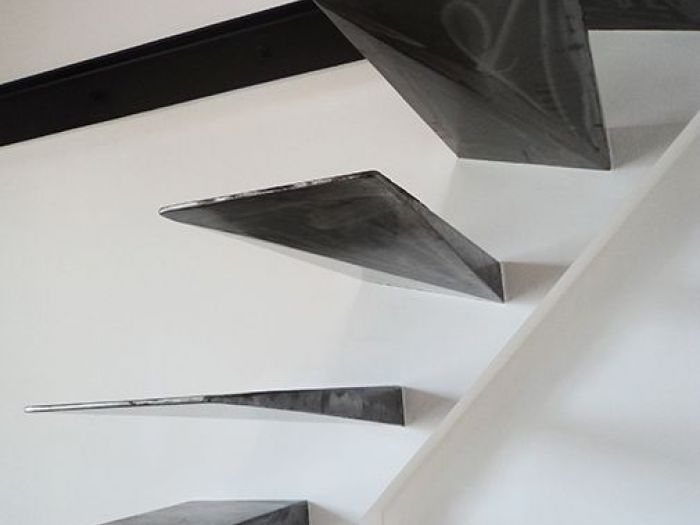 Archisio - Simone Ciuffini - Progetto Progettazione e creazione di una scala in ferro