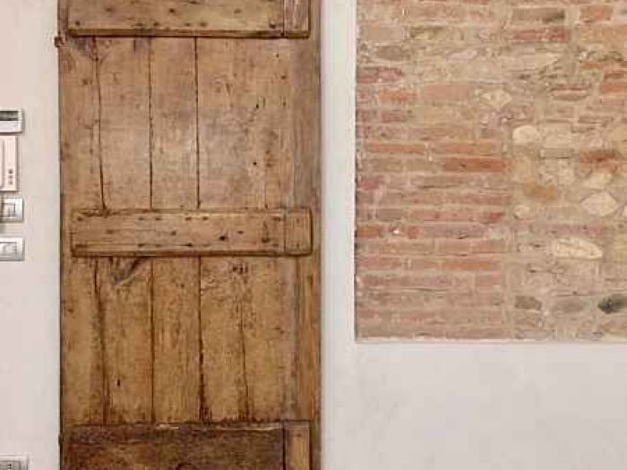 Archisio - Portantica - Porte E Portoni Vecchi Ed Antichi - Progetto Porta antica rustica restaurata e resa scorrevole raso muro