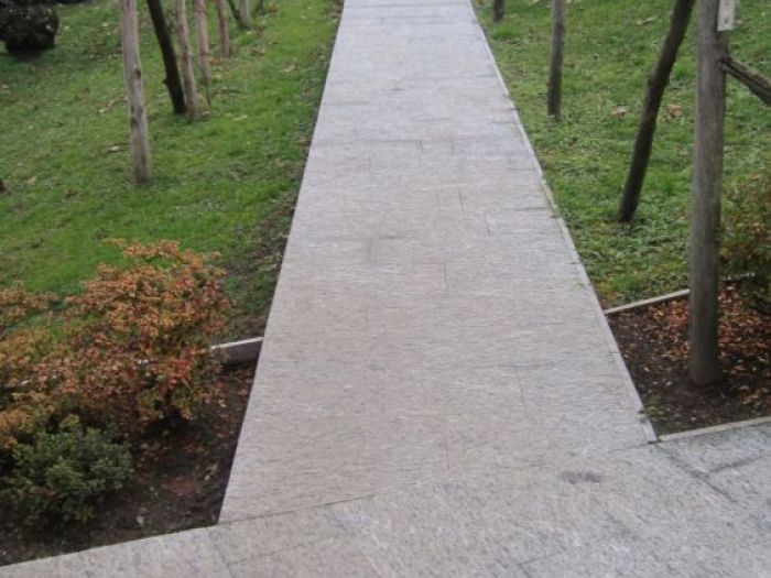 Archisio - Coedil Marmi - Progetto Alcuni lavori balaustra pavimentazione in granito pavimentazione autobloccanti