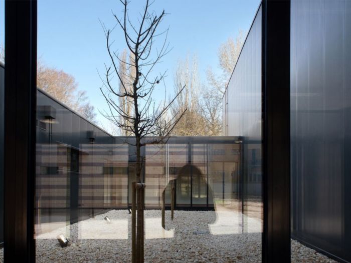 Archisio - Didon Comacchio Architects - Progetto Palestra scolastica temporanea