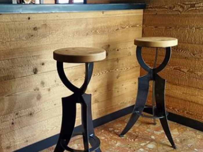 Archisio - Ironwoood - Progetto Sgabelli in ferro e legno