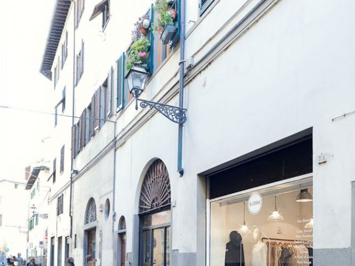 Archisio - Giacomo Ciolfi - Progetto Bjork - an indipendent store in florence