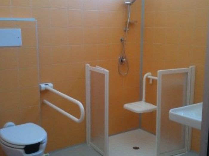 Archisio - Errico Gaglianese - Progetto Adeguamento gruppi bagni - ospedale pugliese - catanzaro