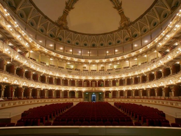 Archisio - Schinco Parquet srl - Progetto Teatro petruzzelli