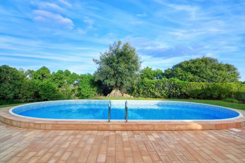 Archisio - Edil San Teodoro - Progetto Edil san teodoro una realt sarda specializzata nella costruzione di piscine Offriamo interventi personalizzati volti a realizzare piscine che rispondono completamente ai desideri e alle necessit dei clienti La piscina infatti non fine a se stes