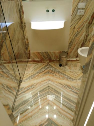 Archisio - Giovanni Privitera - Progetto Bagni in marmo