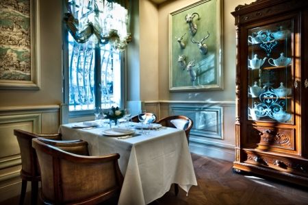 Archisio - Fzi Interiors - Progetto Chateau monfort 2012 milano planetaria hotel