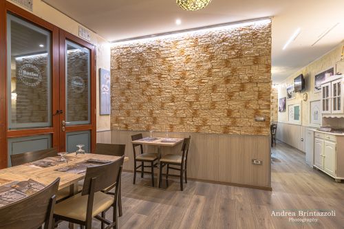 Archisio - Andrea Brintazzoli Photography - Progetto Fotografia di interni - ristorante pizzeria