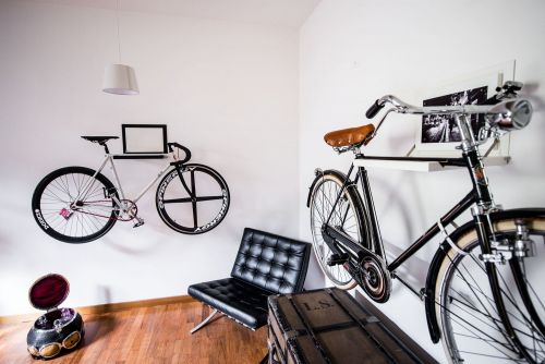 Archisio - Showroom di Kikicreates - Primo portabiciclette a parete unione perfetta tra eleganza design e funzionalit100 made in italyLa bicicletta non solo un mezzo di trasporto Non lo mai stato quellinspiegabile