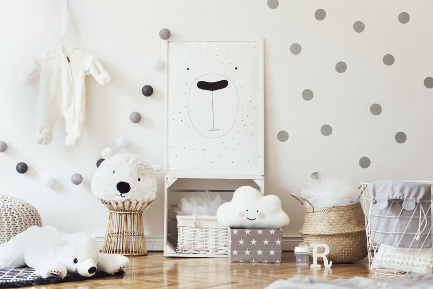 Cameretta per bambini: contenitori per giocattoli e peluche