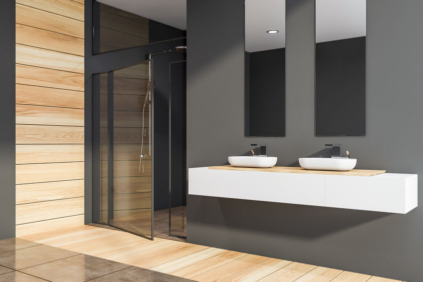 Legno in bagno: pareti di design