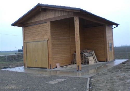 Archisio - Vz Strutture In Legno - Progetto Garage in opera con porticato annesso in legno di abete lamellare