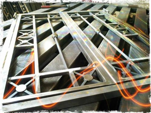 Archisio - Lavoro di Fabbro Roberto Scarpellini - Lavorazione ferro per ledilizia inferiate fisse e apribili scale ringhiere carpenteria meccanica